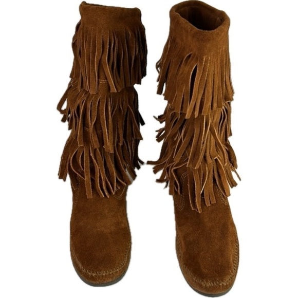 Minnetonka Moccasins 1632 - Women's 3 Layer Fringe Calf High Boot - Brow… - Picture 2 of 10